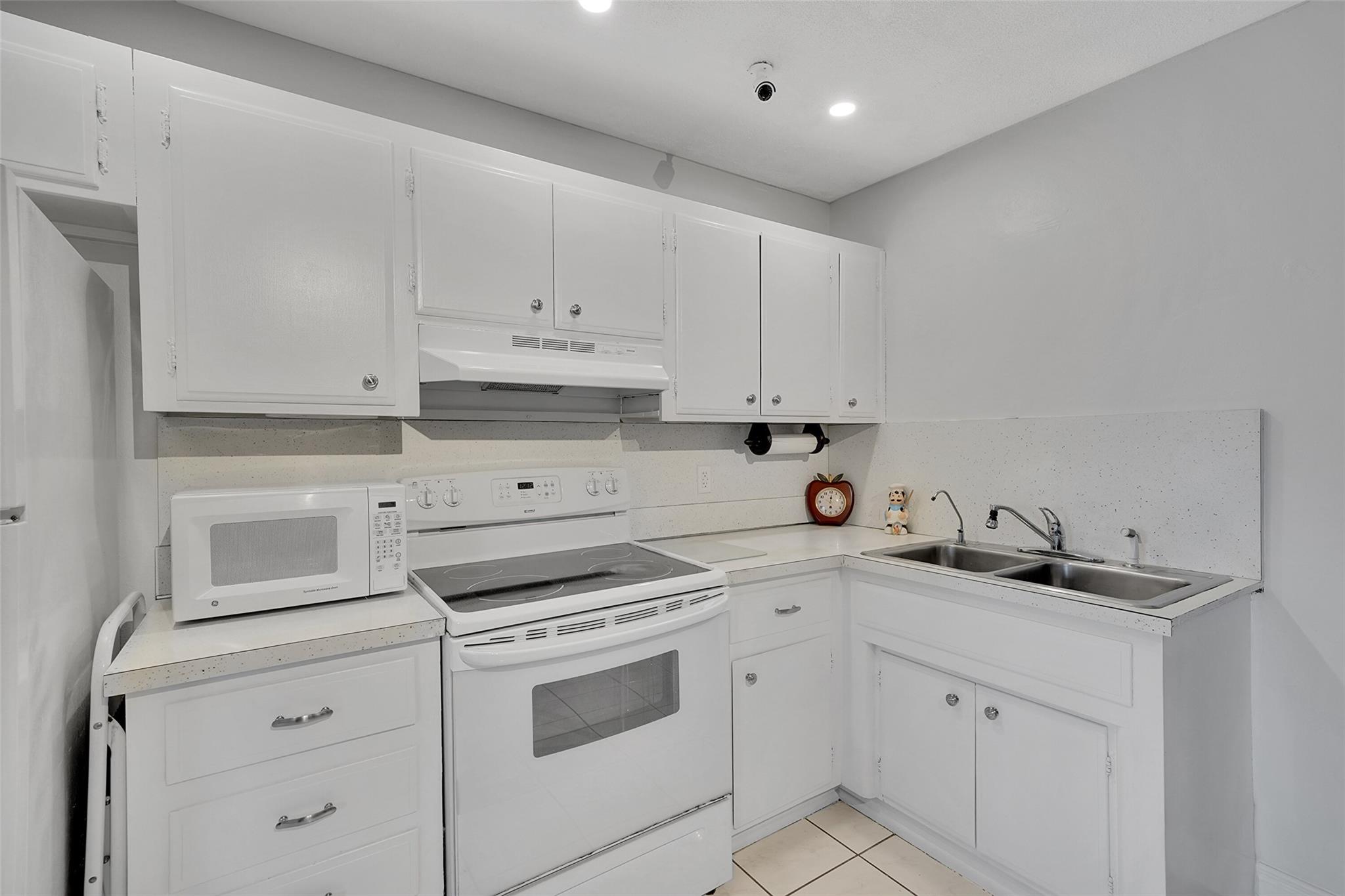 Tamarac Lakes 58-40 B - Residential