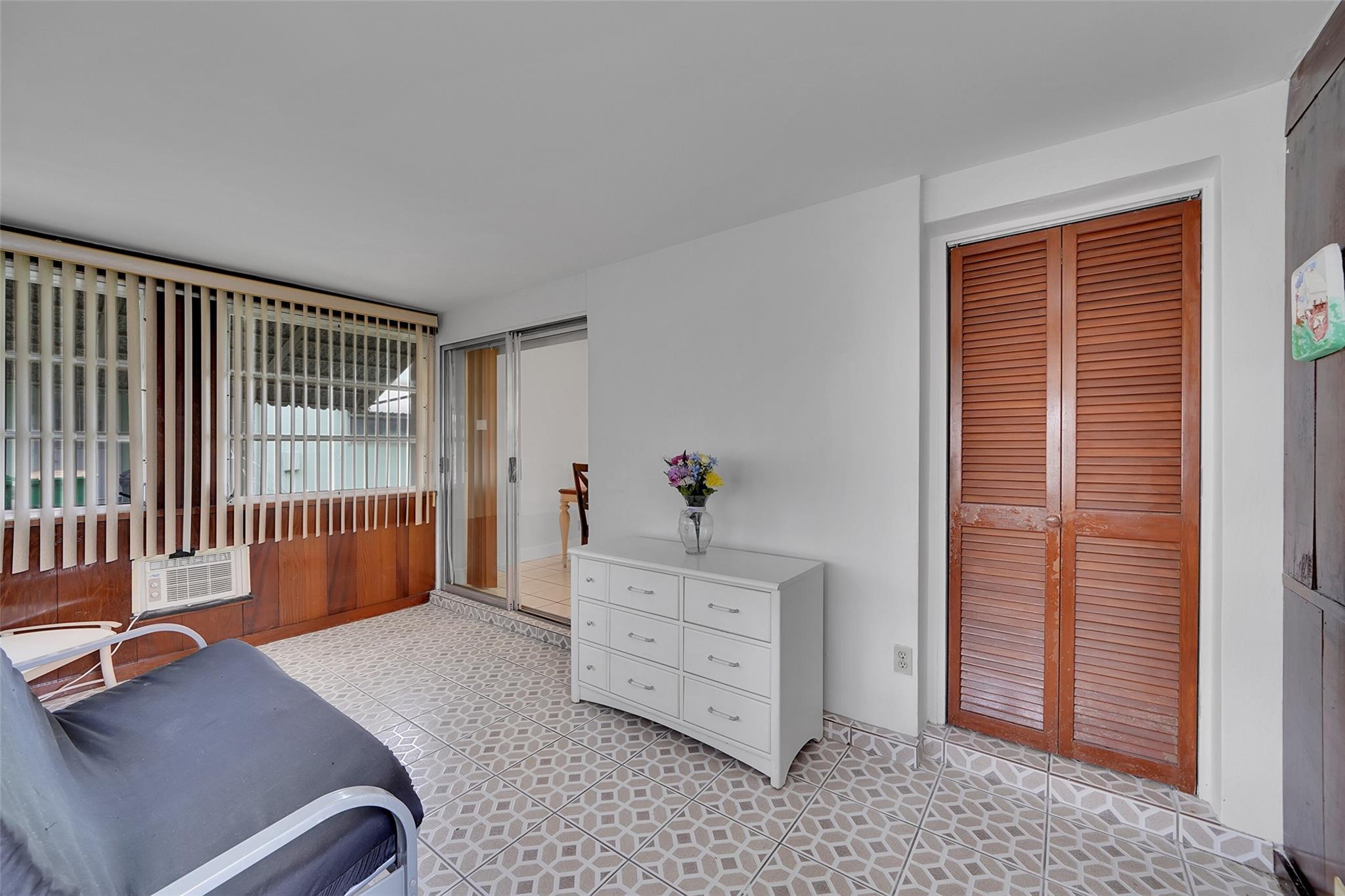 Tamarac Lakes 58-40 B - Residential