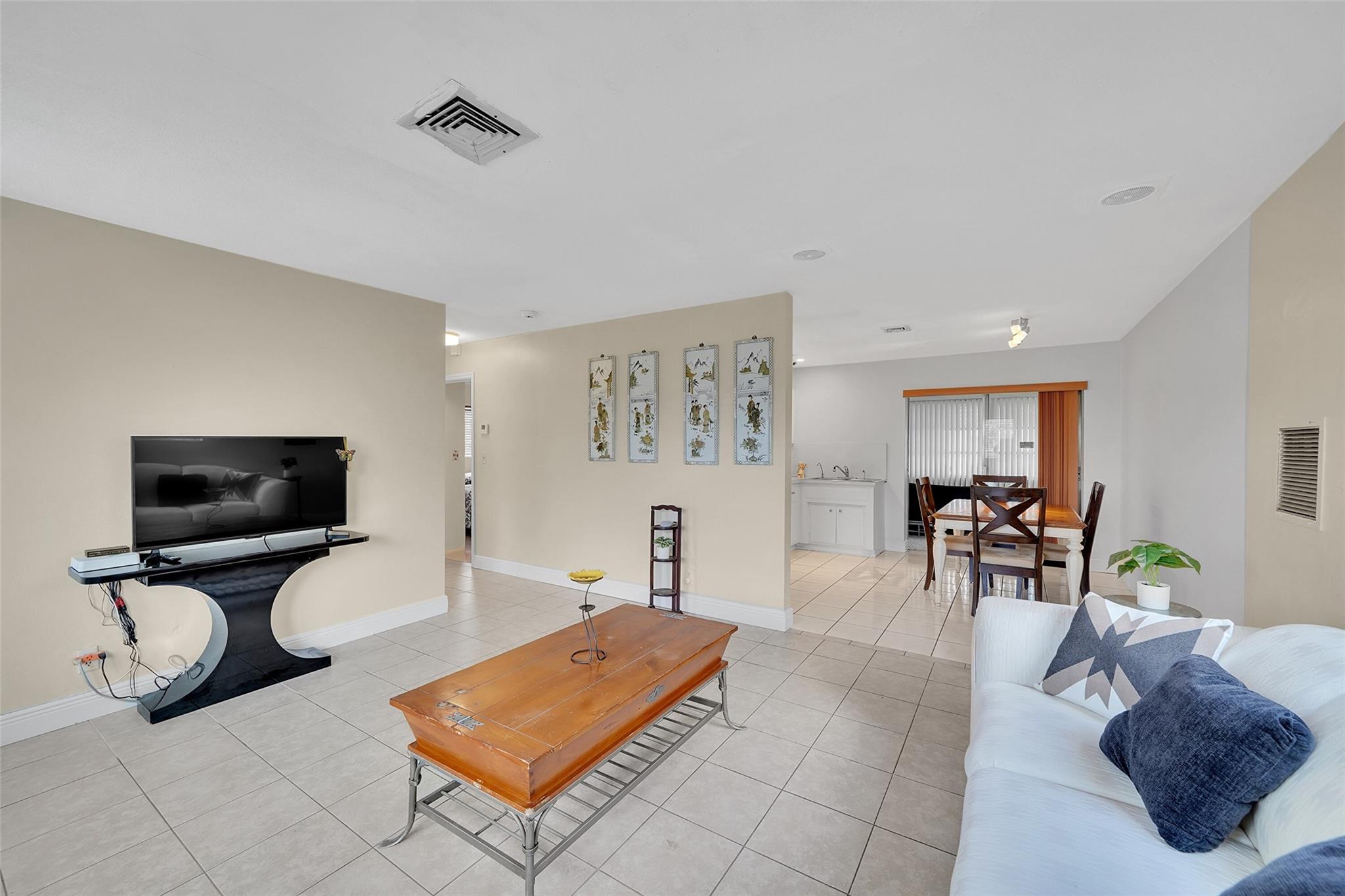 Tamarac Lakes 58-40 B - Residential