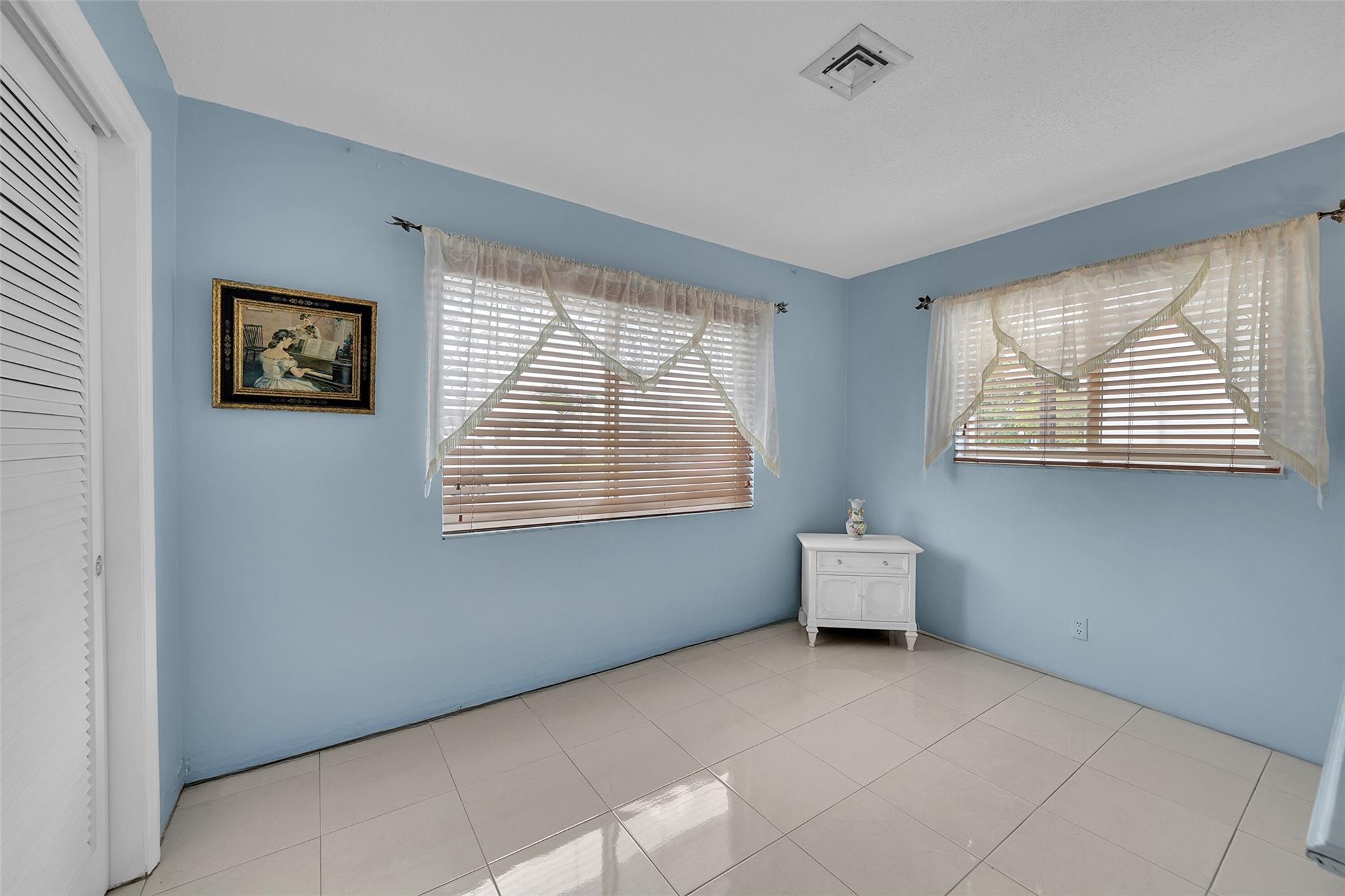 Tamarac Lakes 58-40 B - Residential