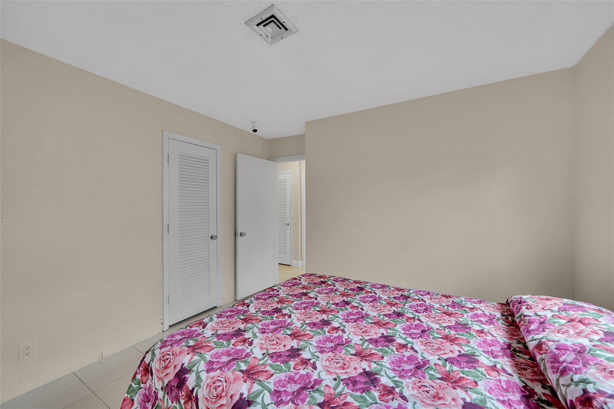 Tamarac Lakes 58-40 B - Residential