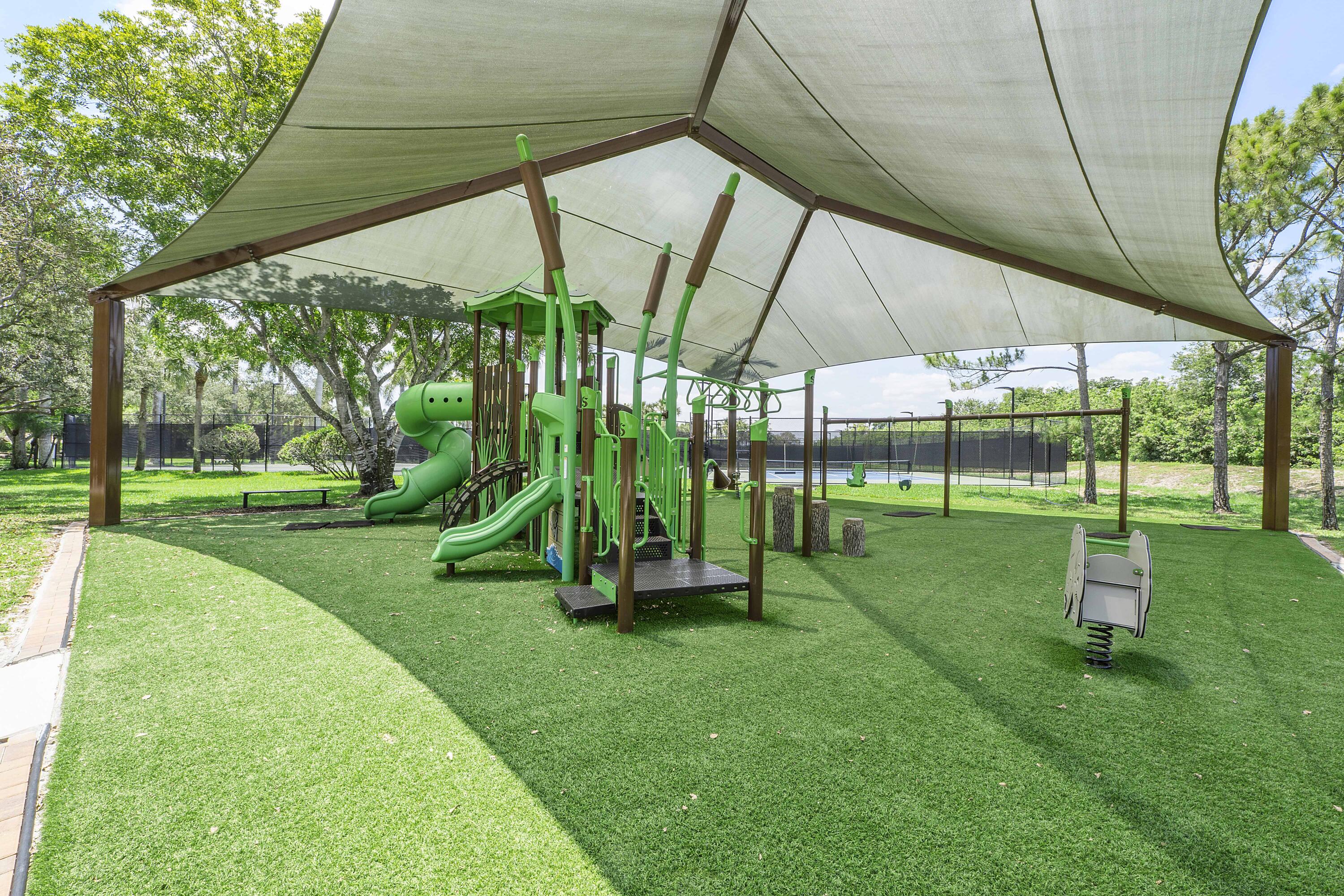 HERON BAY NORTH PLAT 4 - Residential