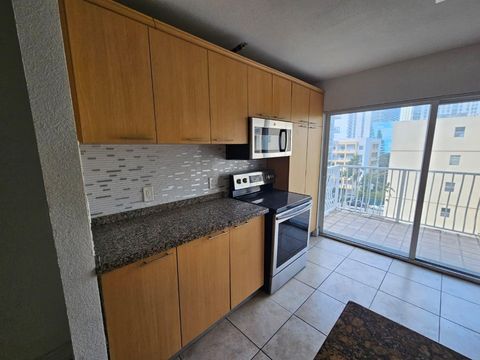 677 NE 24th Street 601 Miami FL 33137