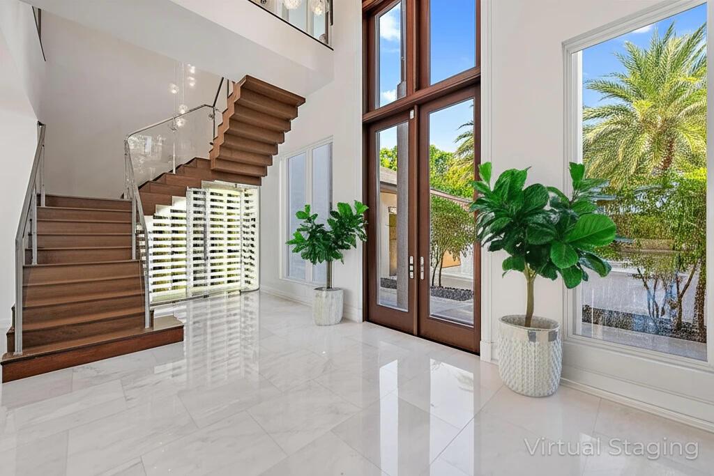 ADMIRALS COVE - Residential