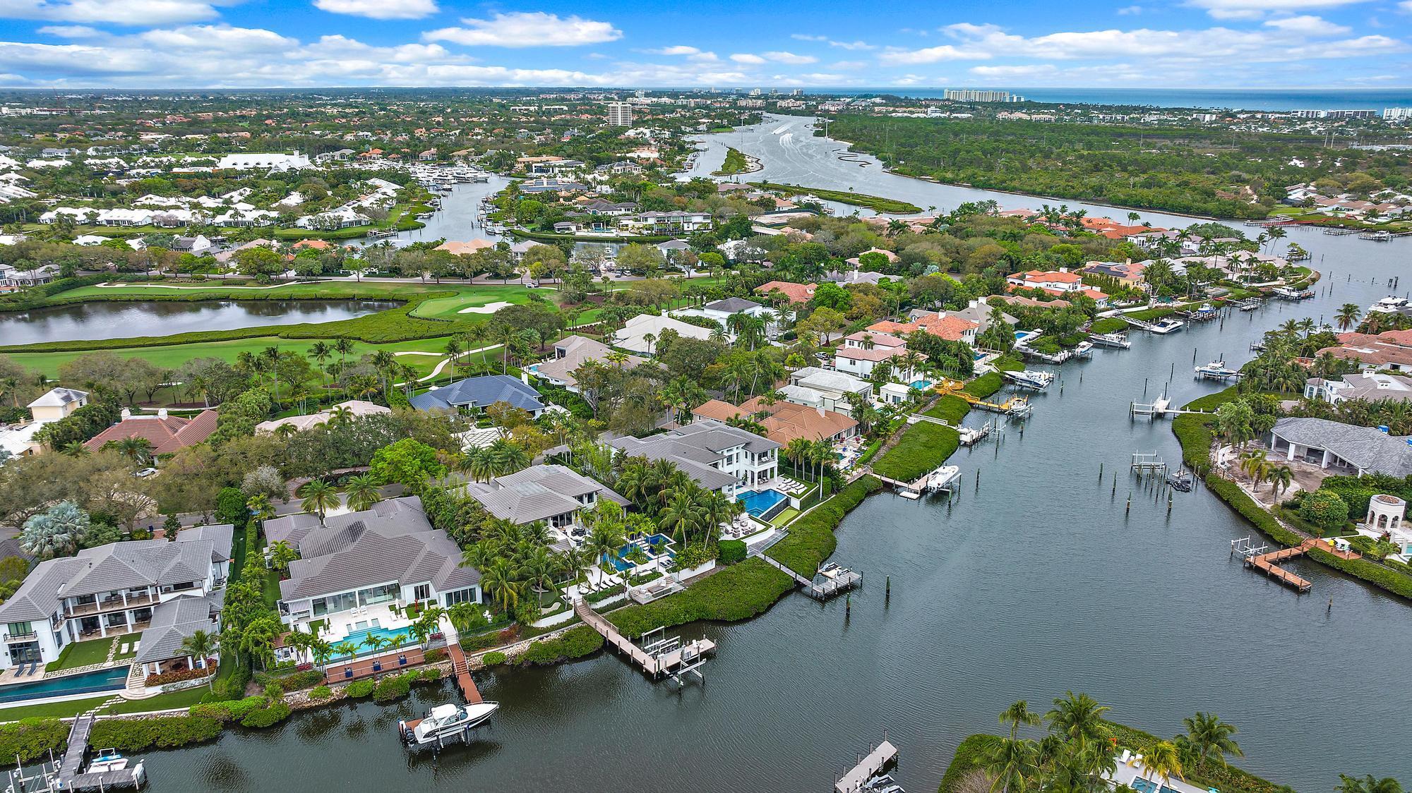 ADMIRALS COVE - Residential