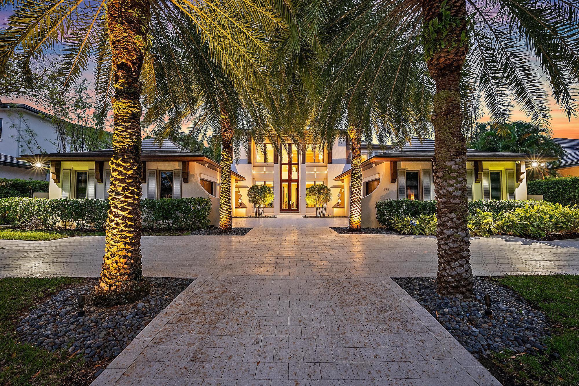 ADMIRALS COVE - Residential