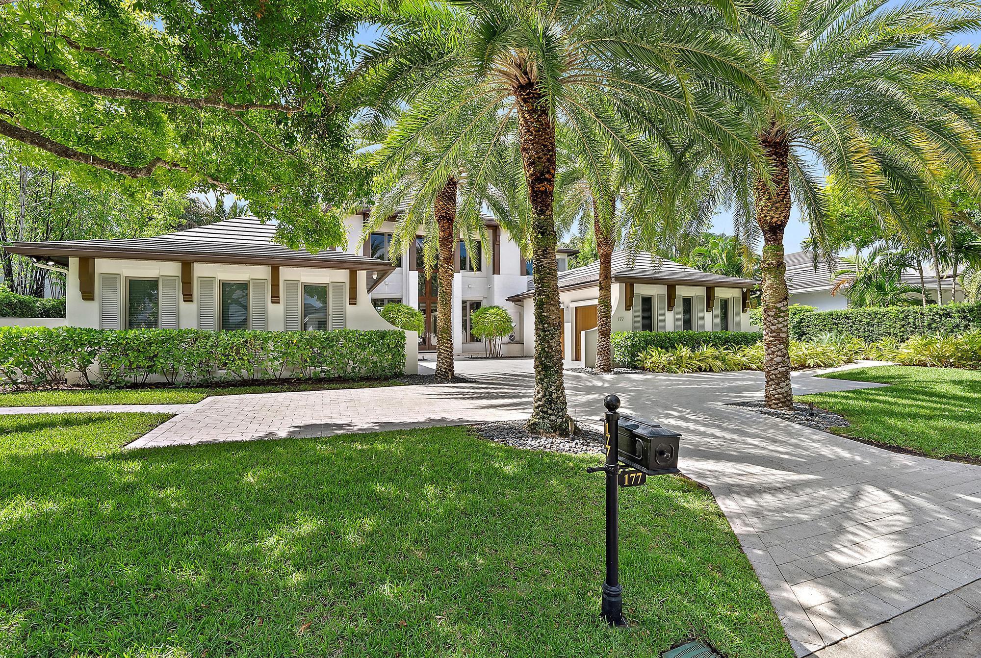 ADMIRALS COVE - Residential