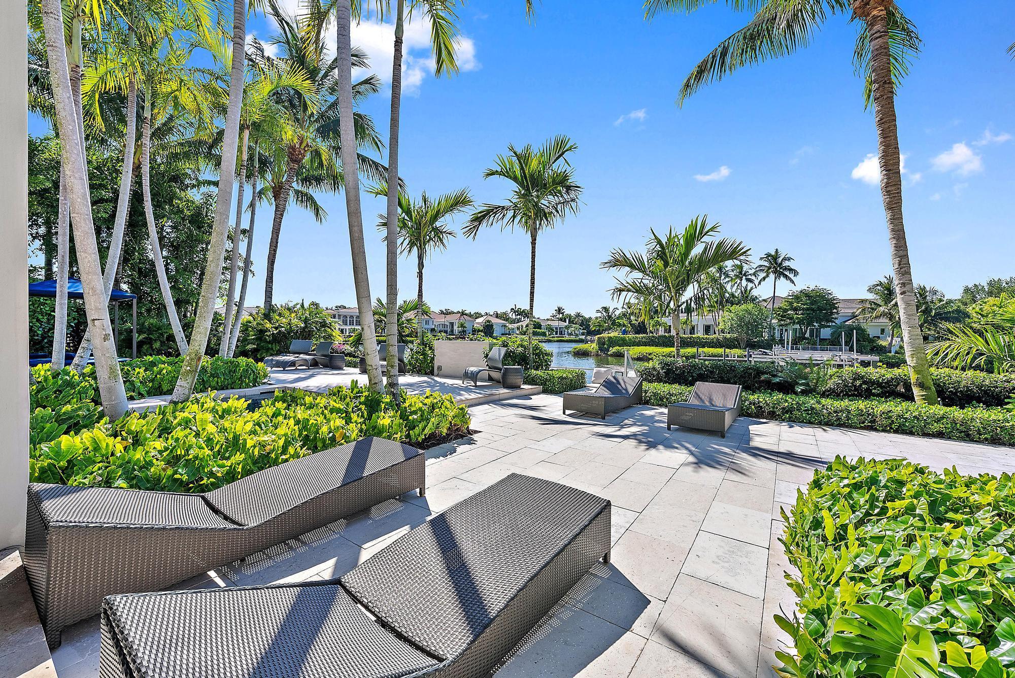 ADMIRALS COVE - Residential