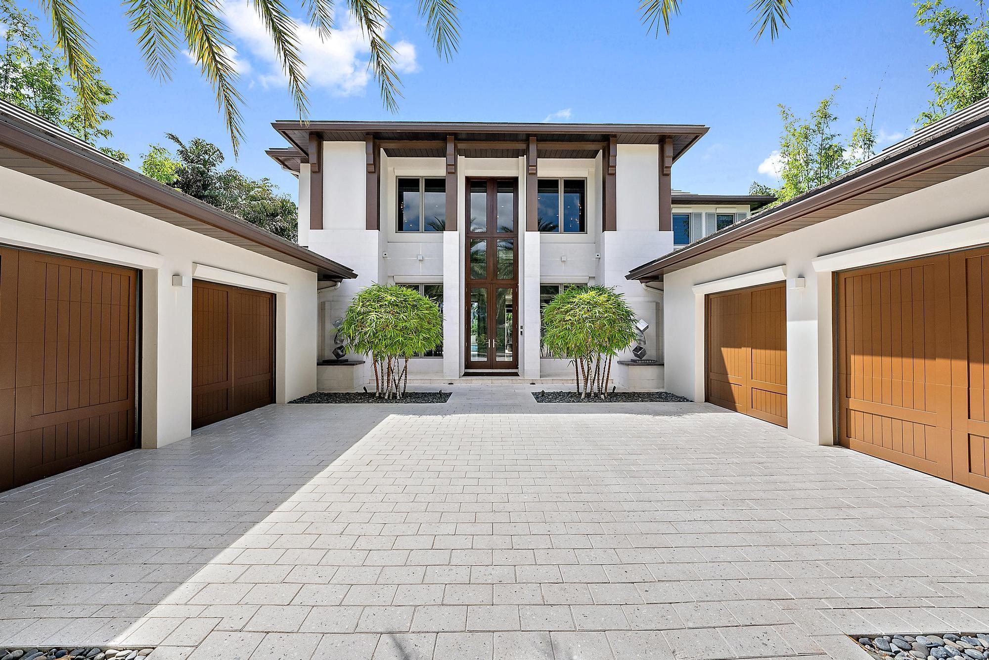 ADMIRALS COVE - Residential