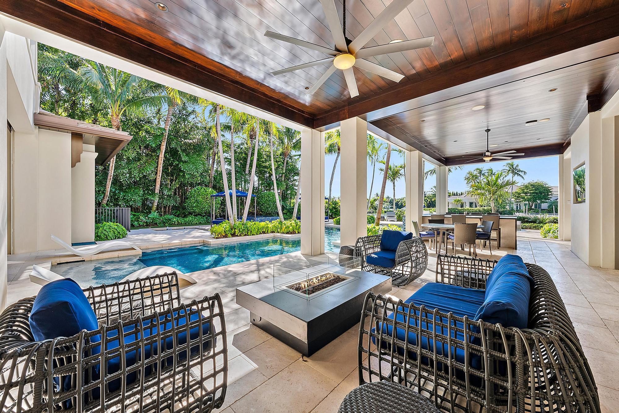 ADMIRALS COVE - Residential