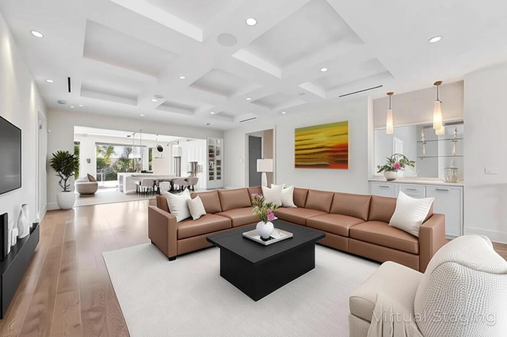 ADMIRALS COVE - Residential