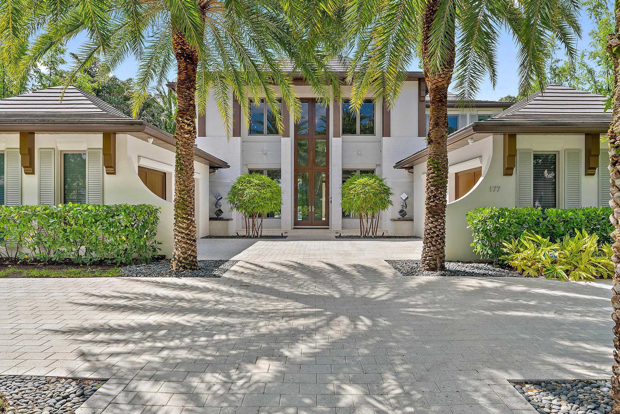 ADMIRALS COVE - Residential