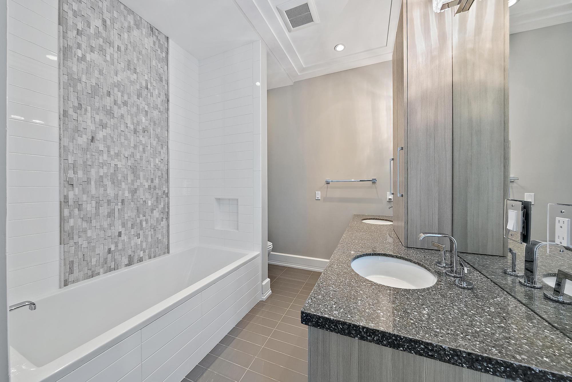 ADMIRALS COVE - Residential