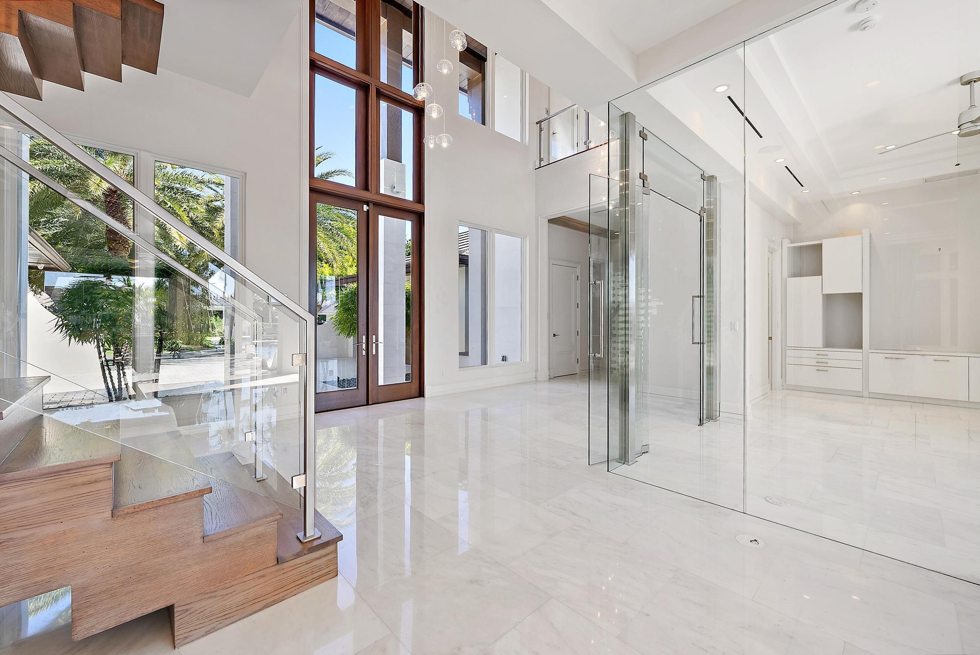 ADMIRALS COVE - Residential