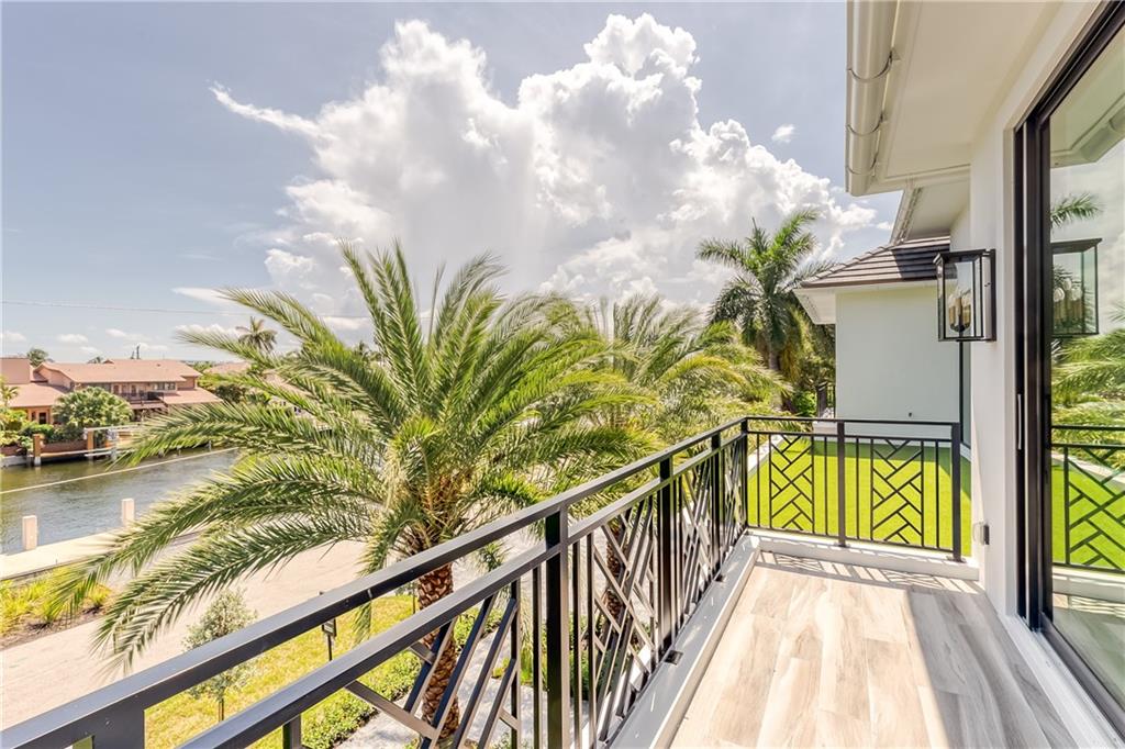 Rio Vista Isles - Residential