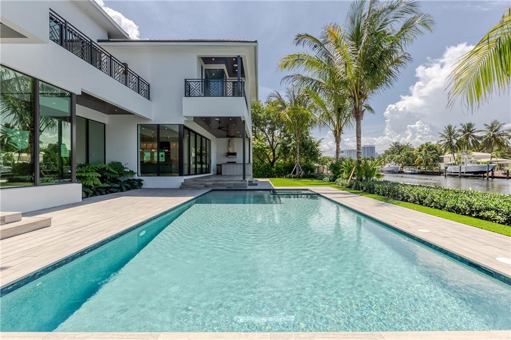 Rio Vista Isles - Residential