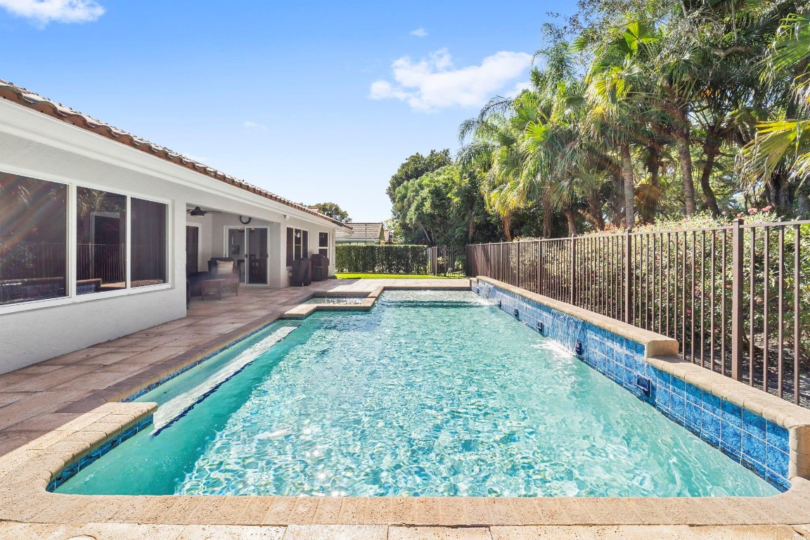 Coutry Isles - Residential