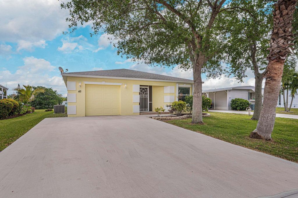 Photo of 45 Huarte Way, Port Saint Lucie, FL 34952 (MLS # R11068365)