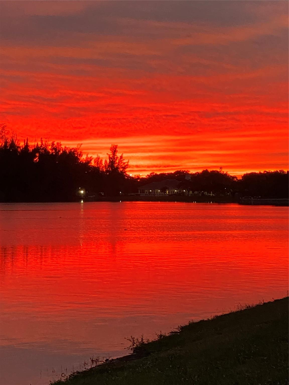 Embassy Sq @ Independ Bay - Residential