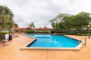 Embassy Sq @ Independ Bay - Residential