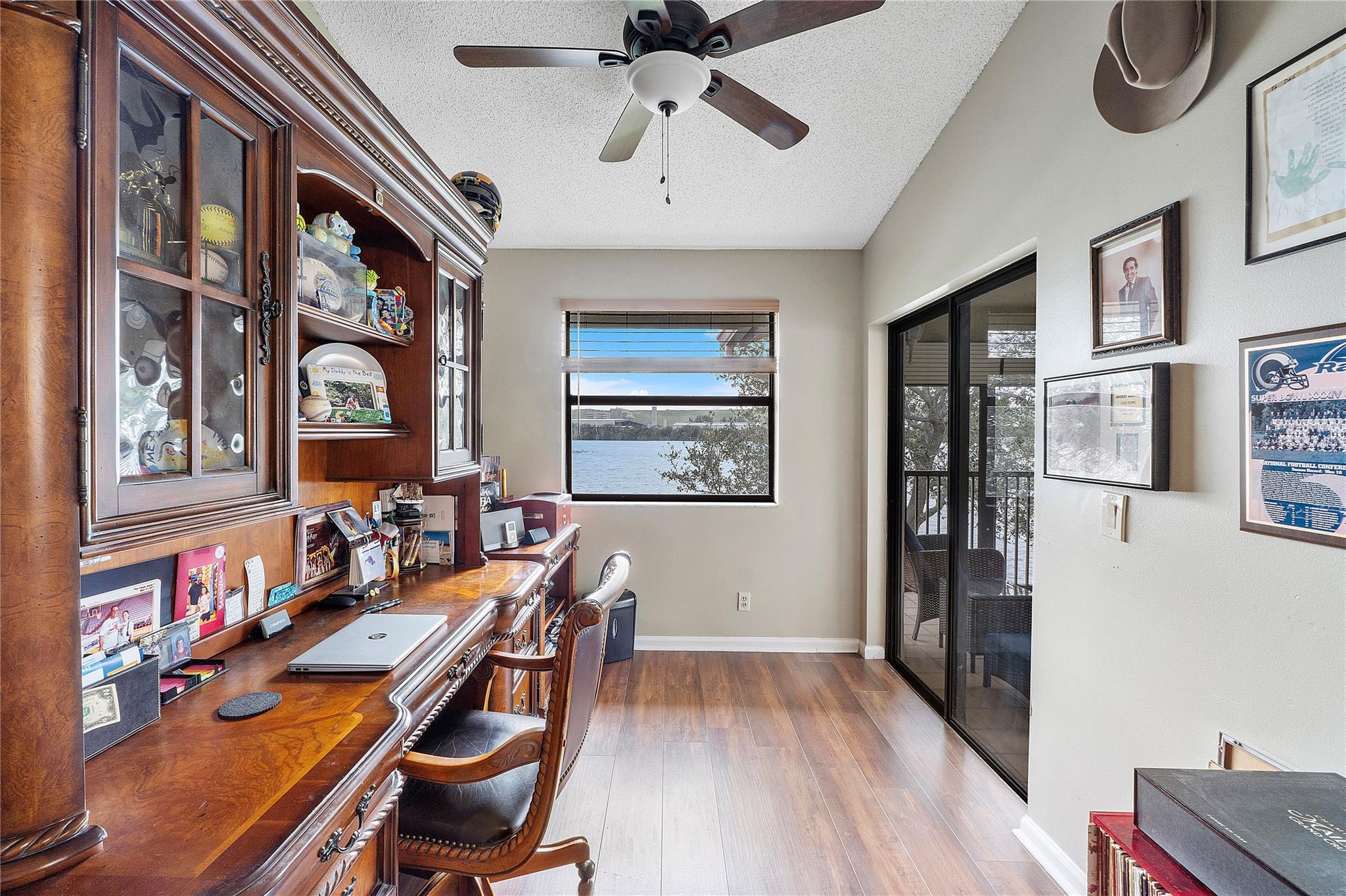 Embassy Sq @ Independ Bay - Residential