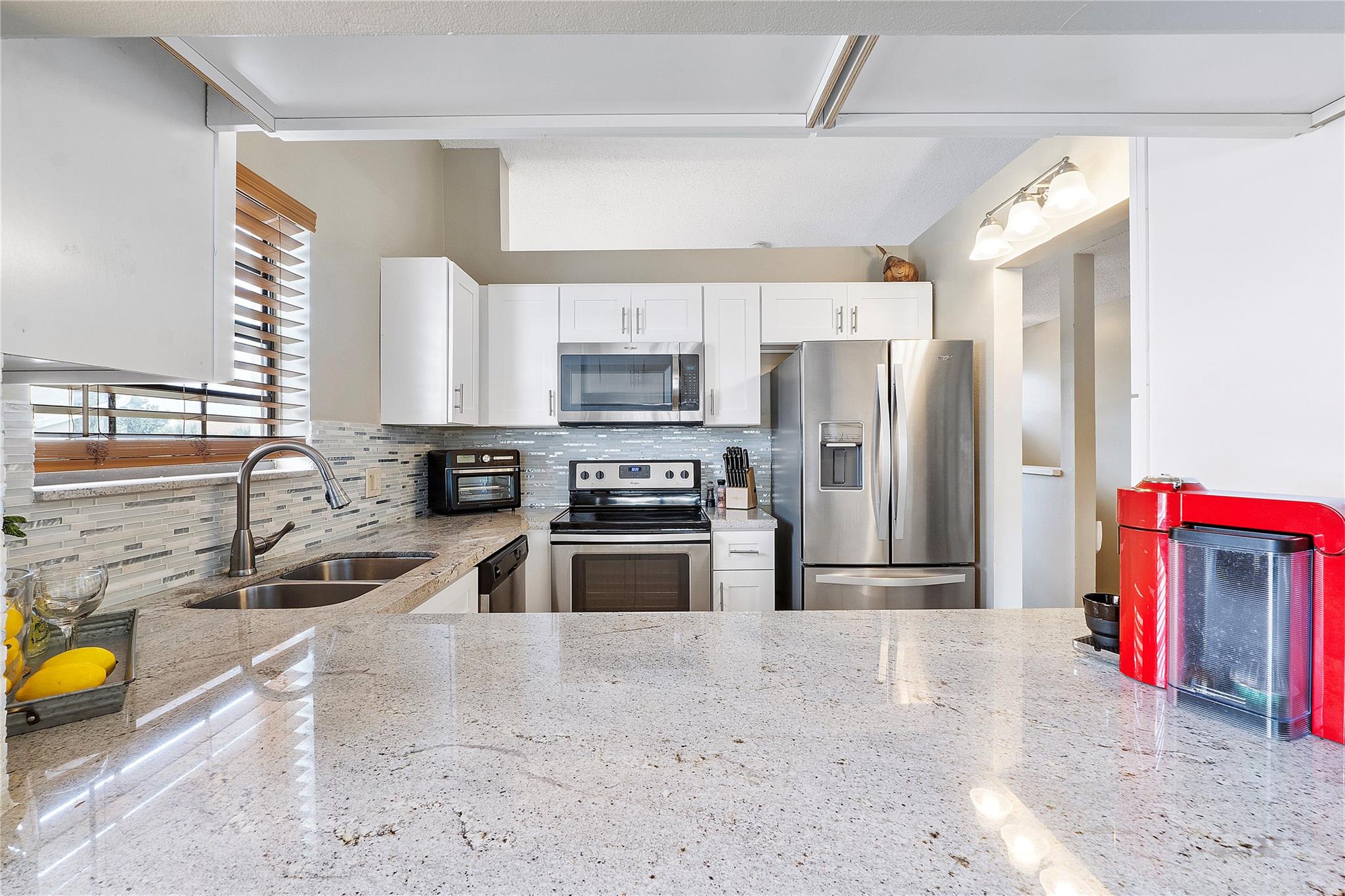 Embassy Sq @ Independ Bay - Residential