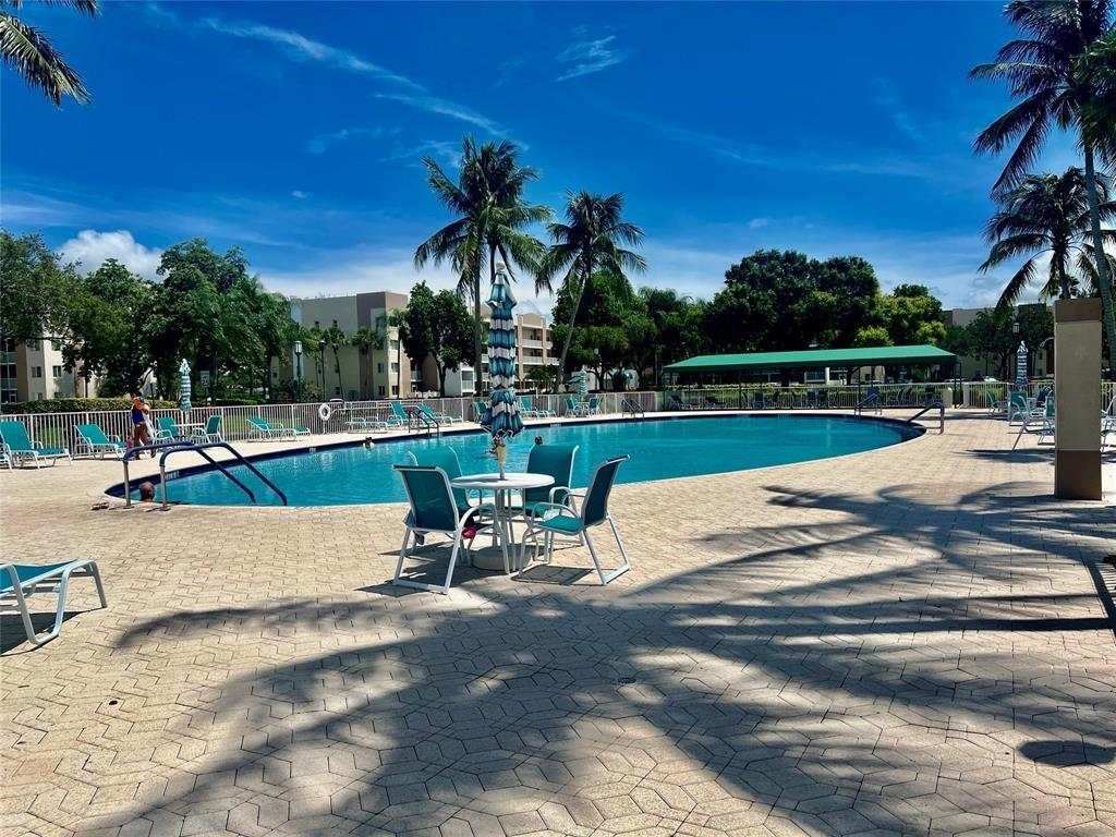 KINGS POINT - Residential