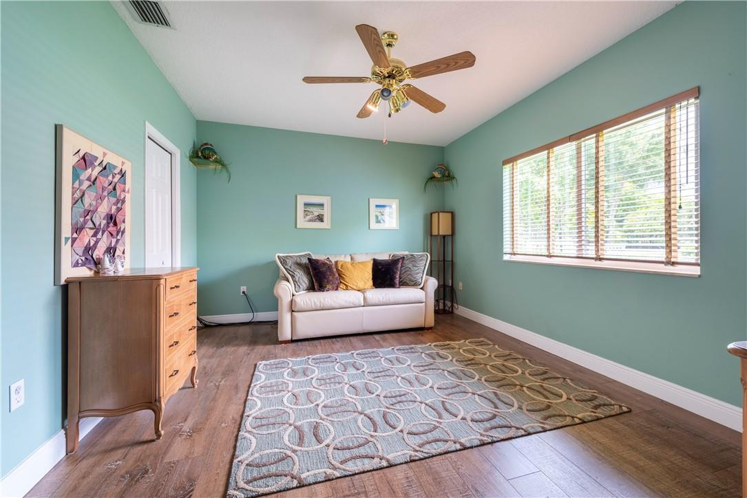 Westridge II 151-17 B - Residential