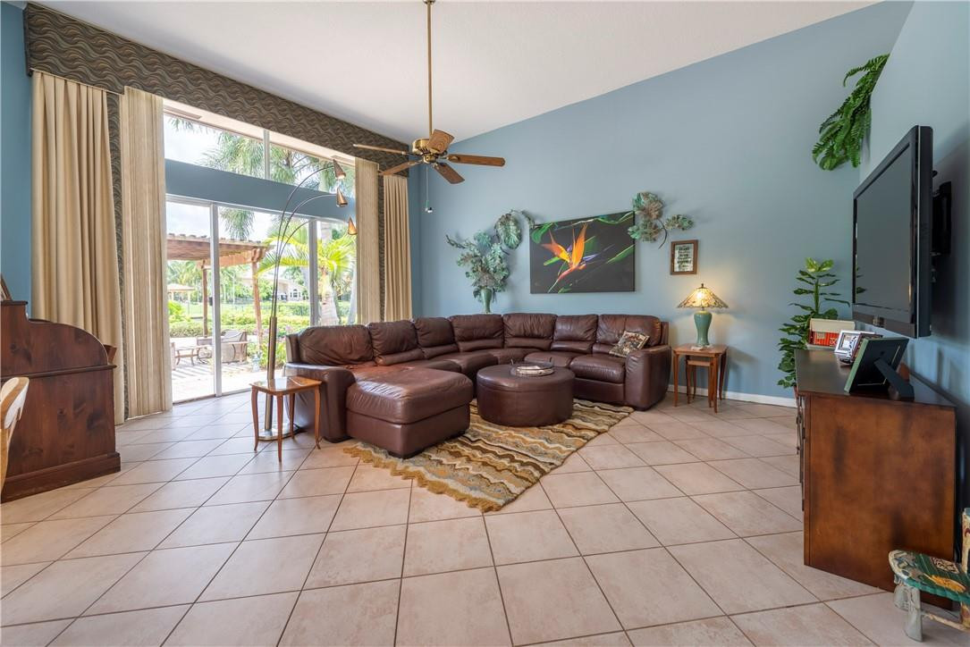 Westridge II 151-17 B - Residential