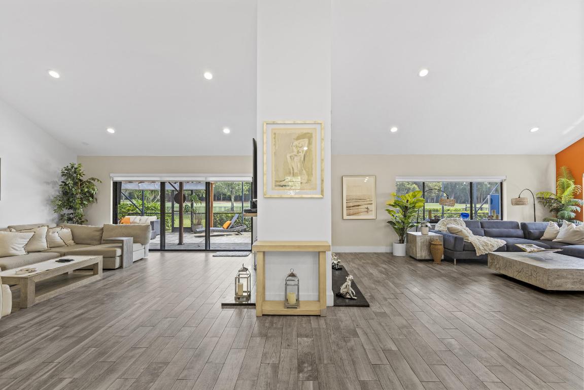 10718 Boca Woods Lane