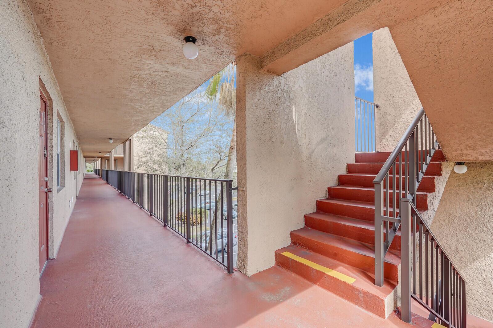 PALM LAKES CONDO - Residential