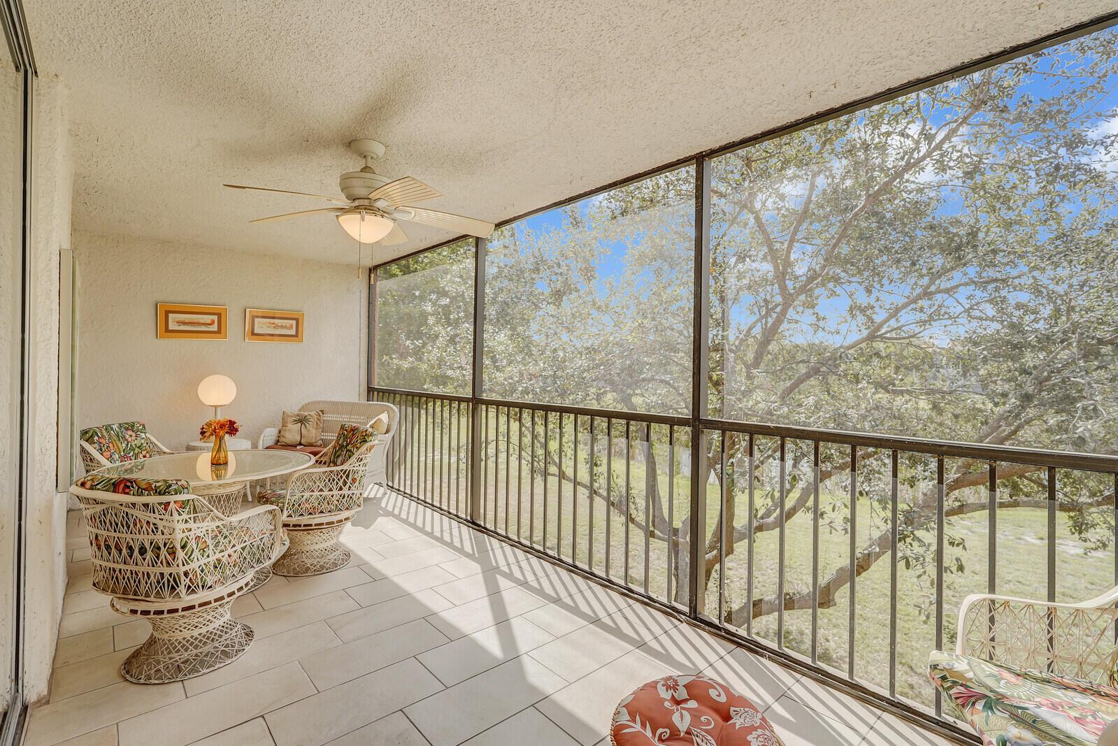 PALM LAKES CONDO - Residential