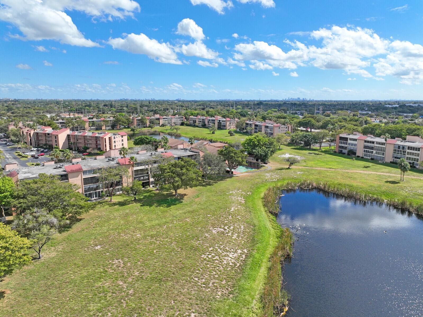 PALM LAKES CONDO - Residential