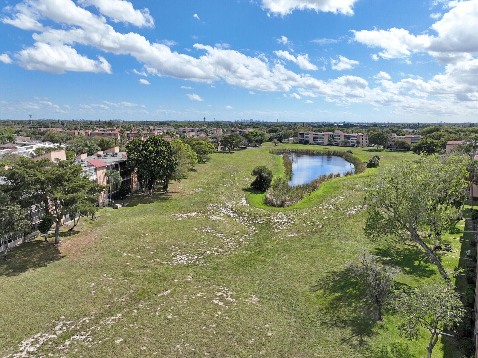 PALM LAKES CONDO - Residential