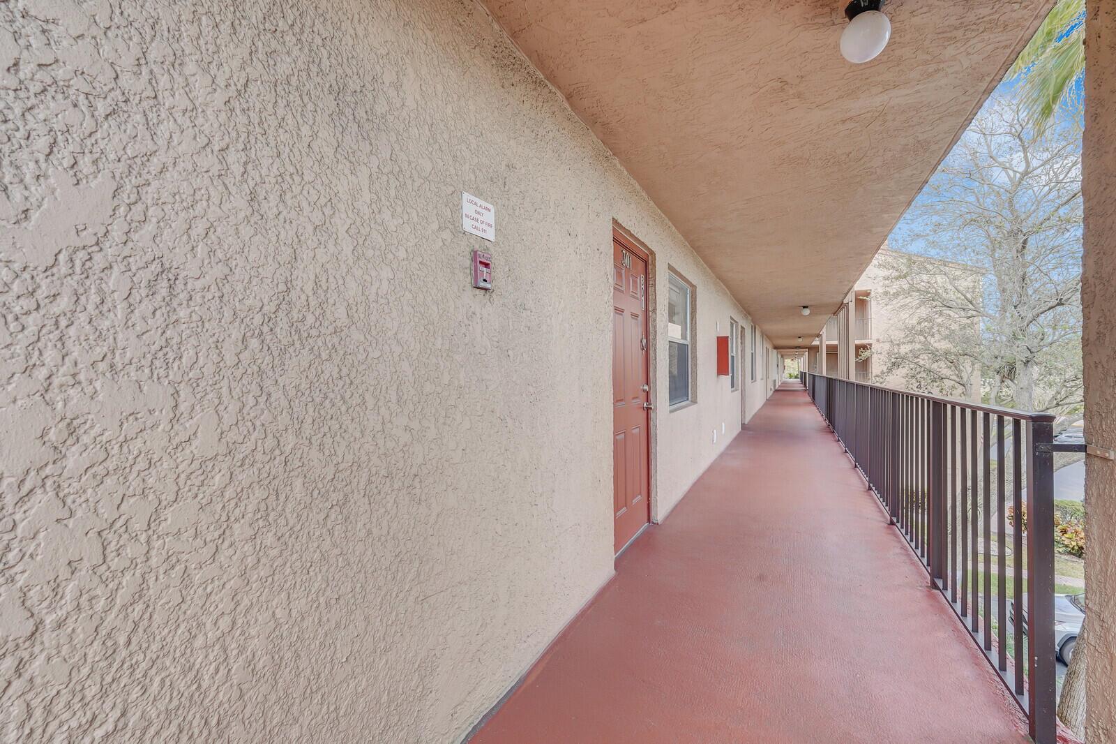 PALM LAKES CONDO - Residential