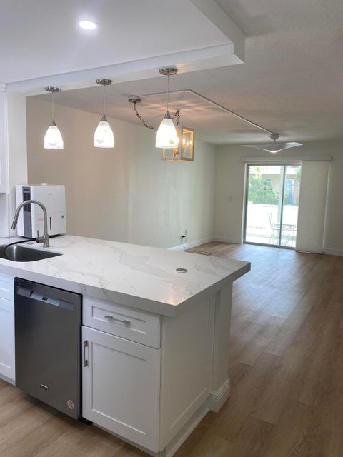 2121 NE 1st Court 106 Boynton Beach FL 33435