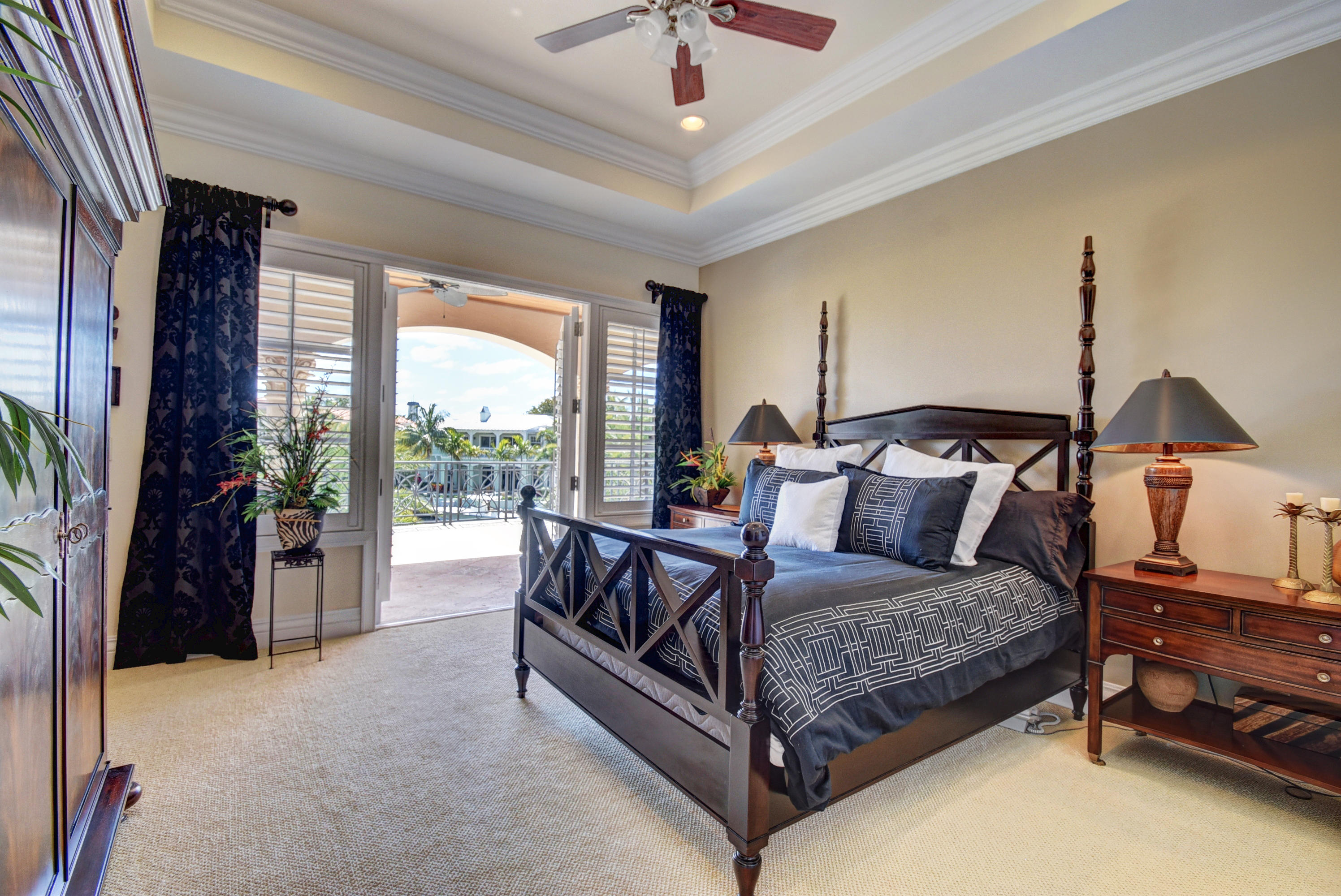 VENETIAN ISLES - Residential