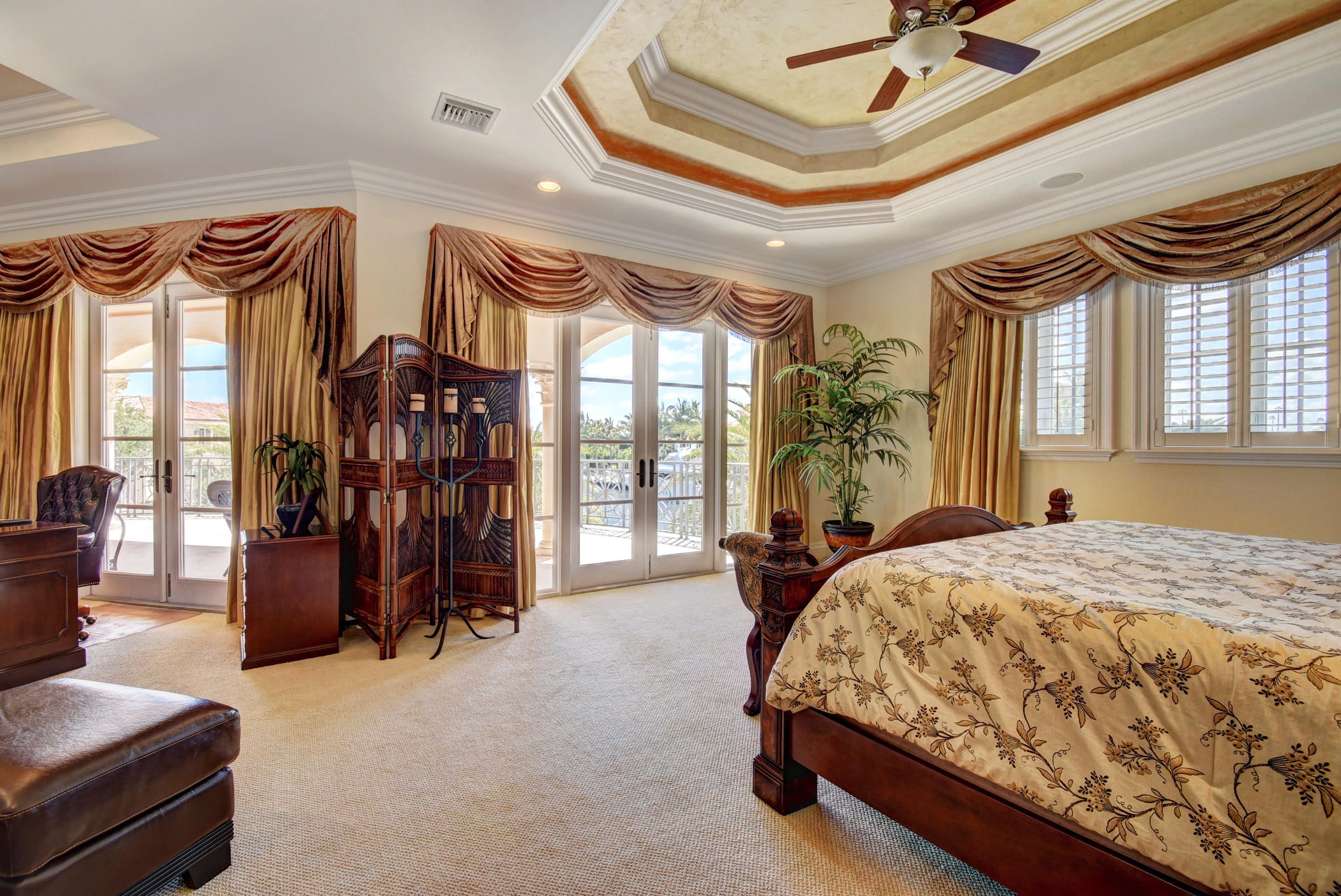 VENETIAN ISLES - Residential