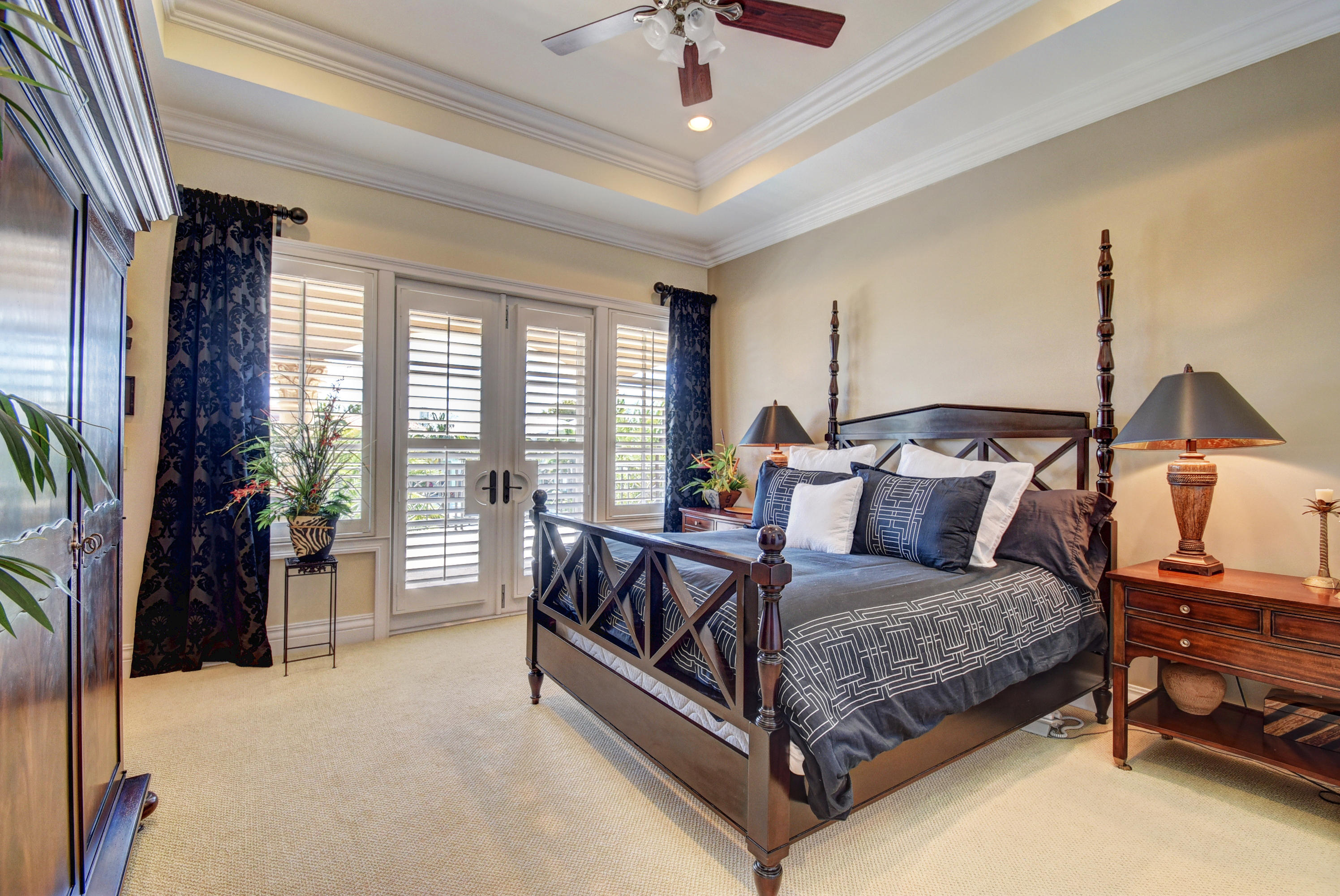 VENETIAN ISLES - Residential