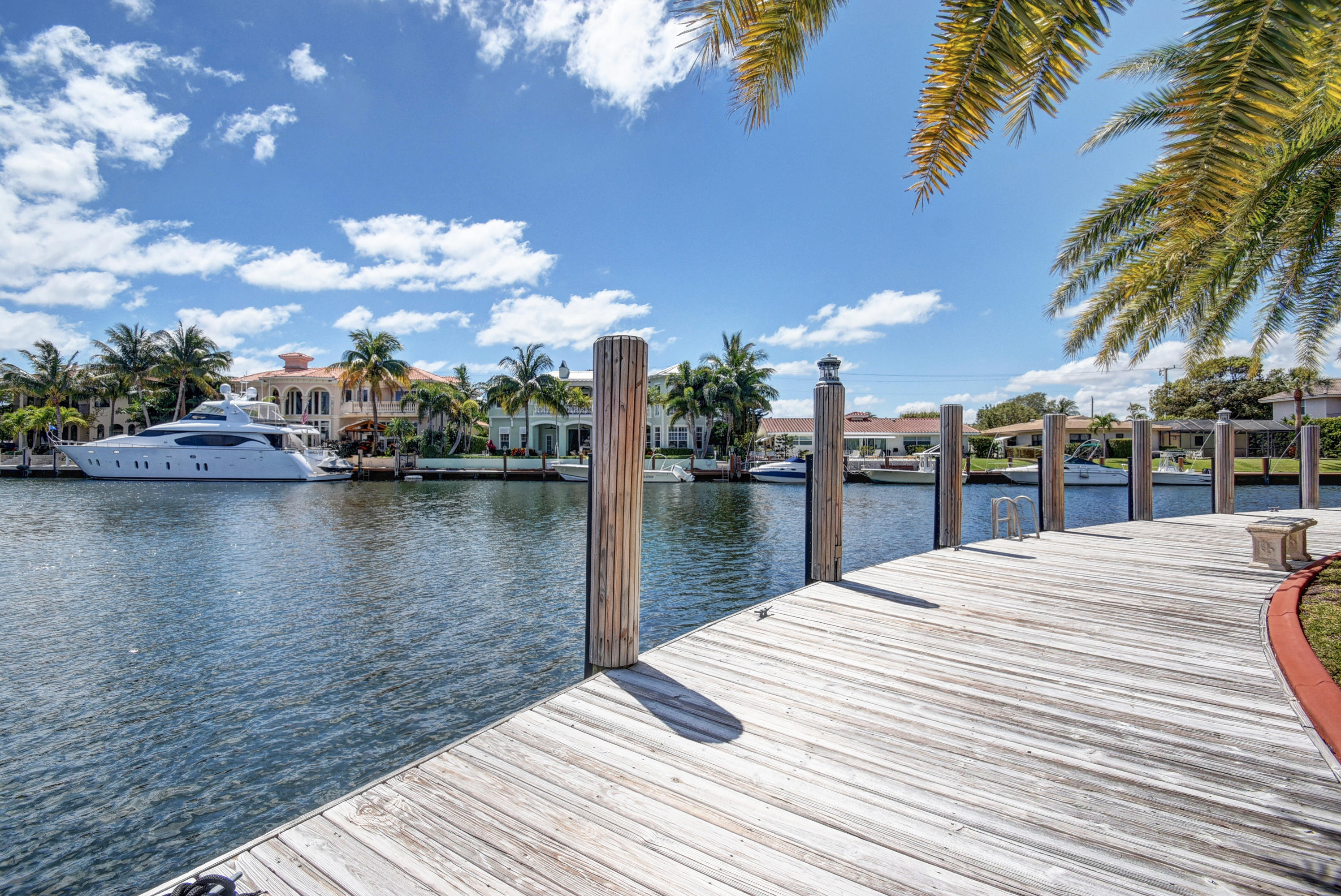 VENETIAN ISLES - Residential