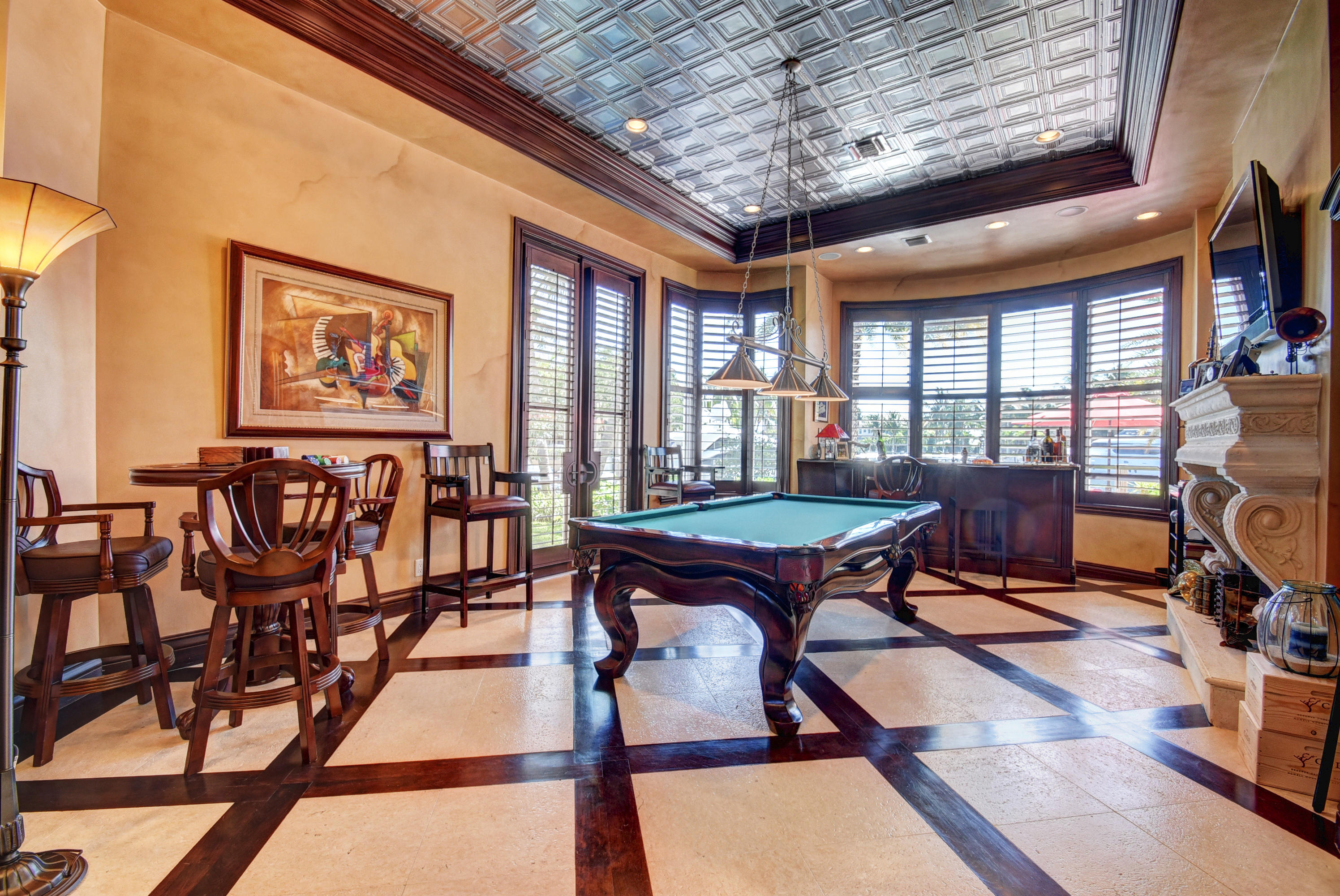 VENETIAN ISLES - Residential