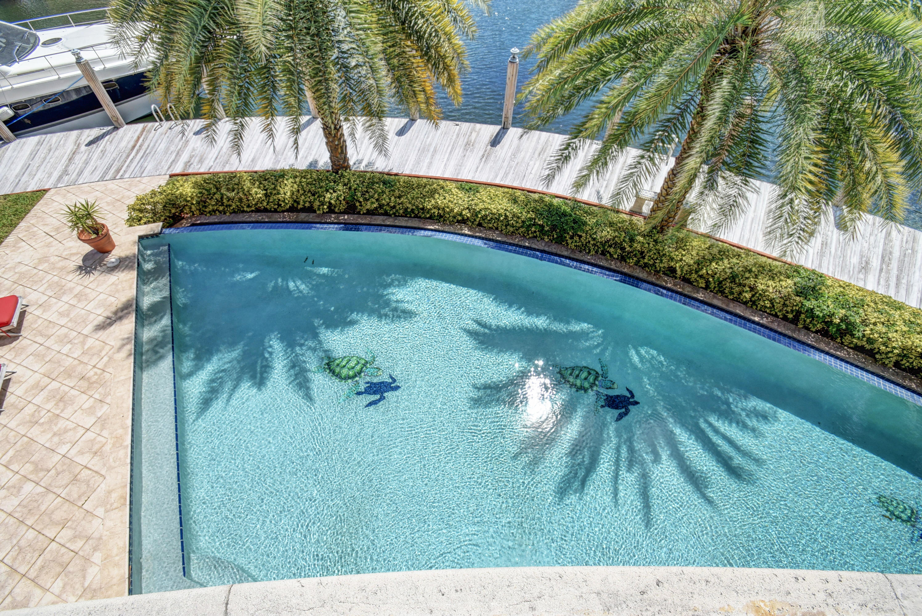 VENETIAN ISLES - Residential