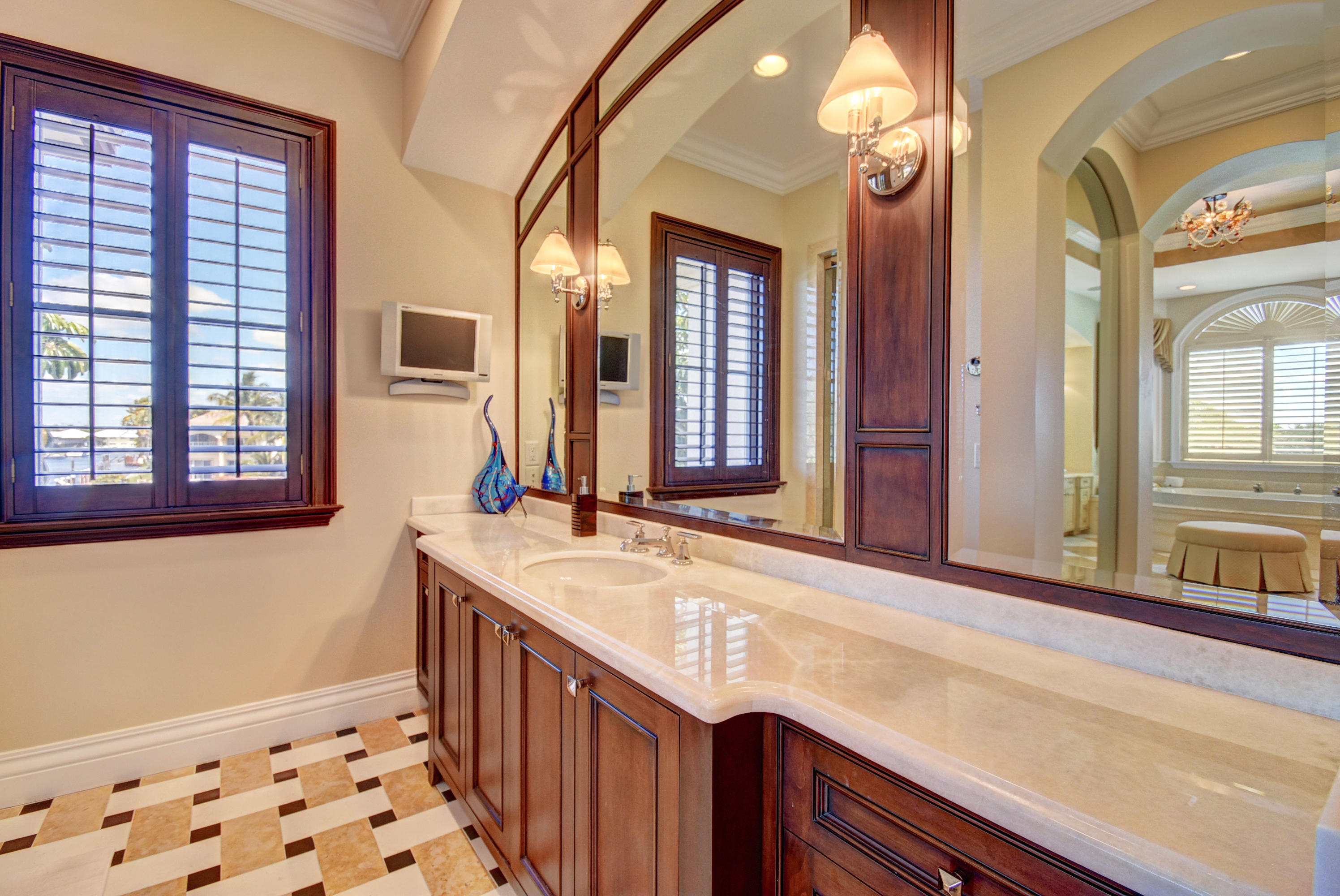 VENETIAN ISLES - Residential