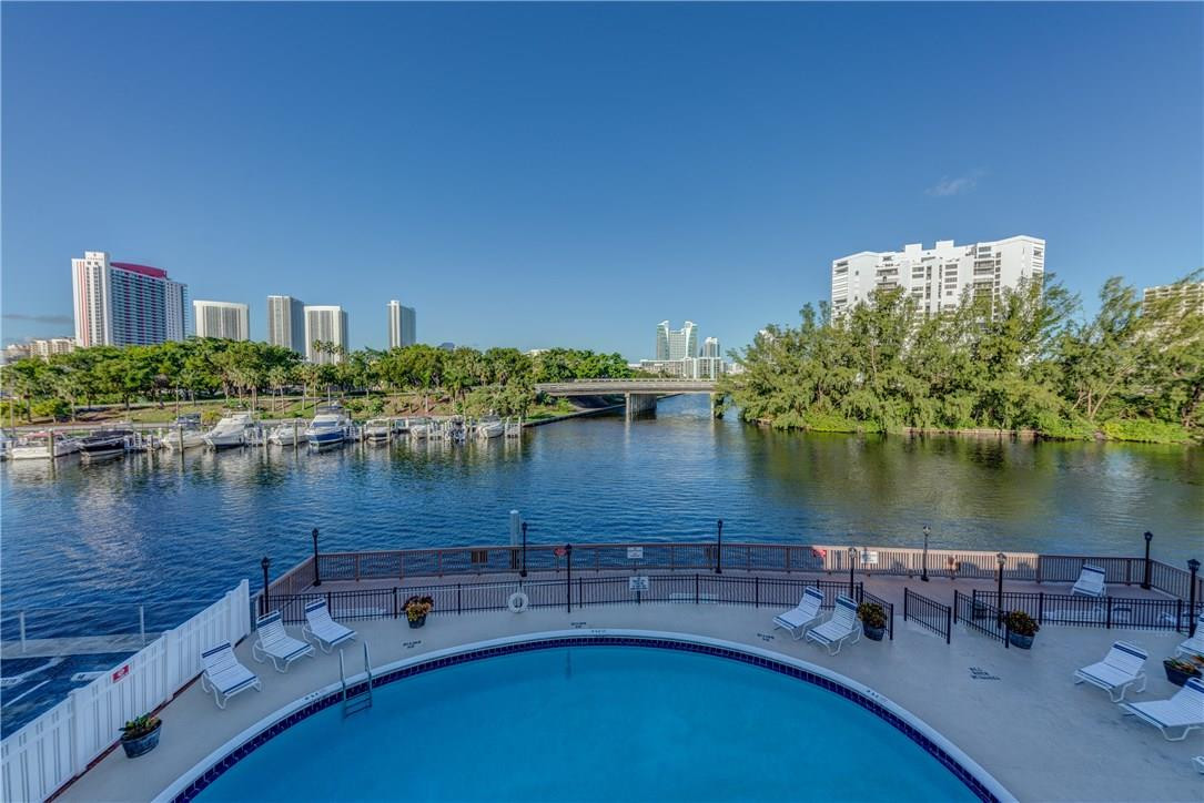 Fairways Riviera - Residential