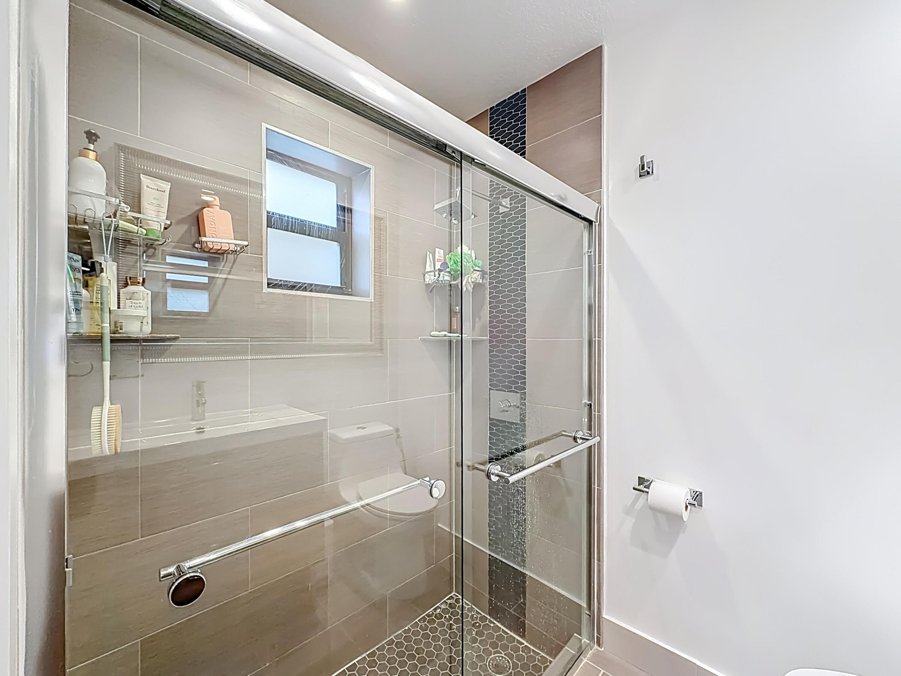 CORAL SPRINGS UNIVERSITY DRIVE - Residential