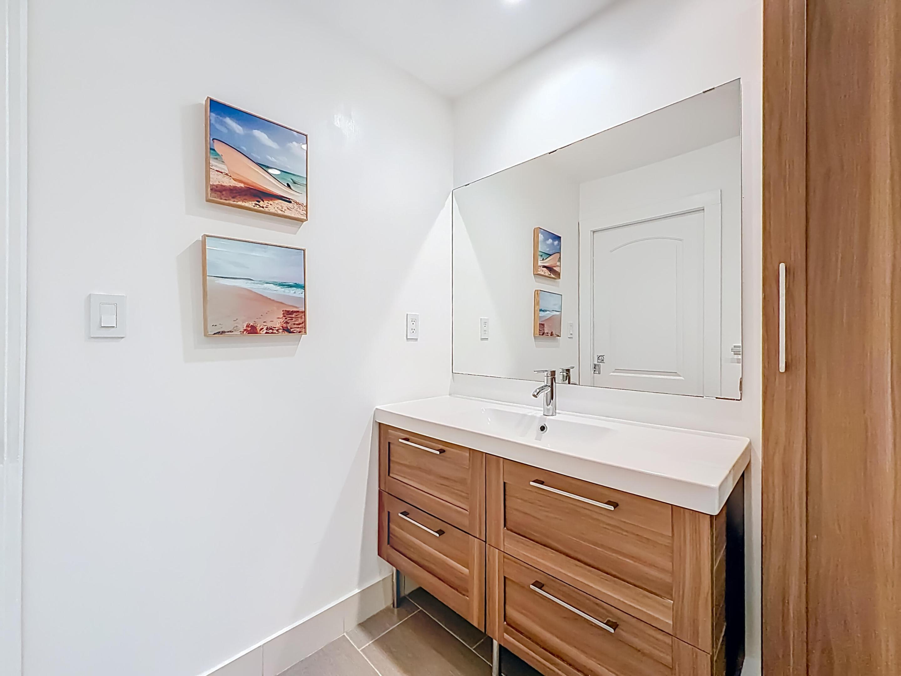 CORAL SPRINGS UNIVERSITY DRIVE - Residential