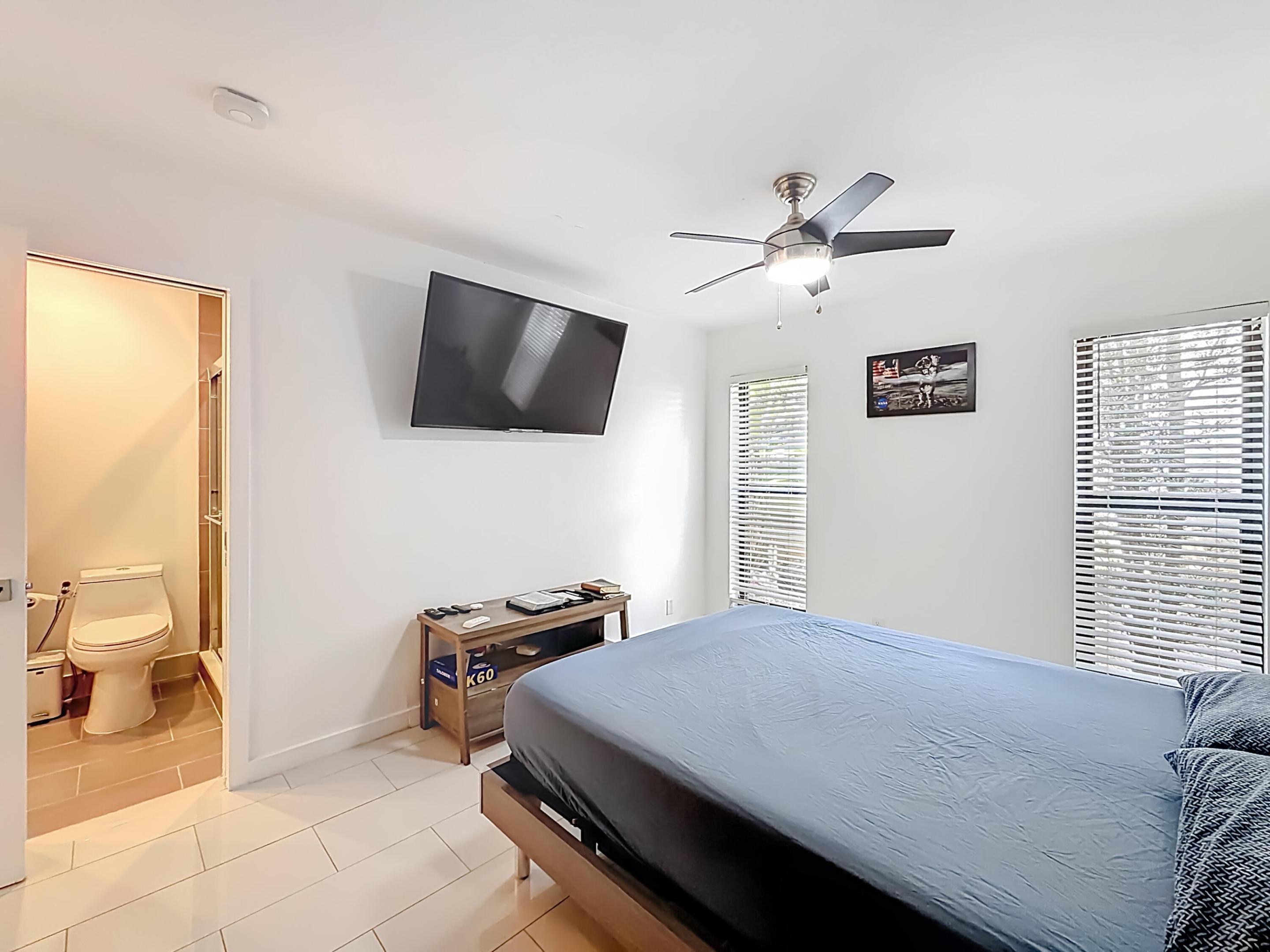 CORAL SPRINGS UNIVERSITY DRIVE - Residential