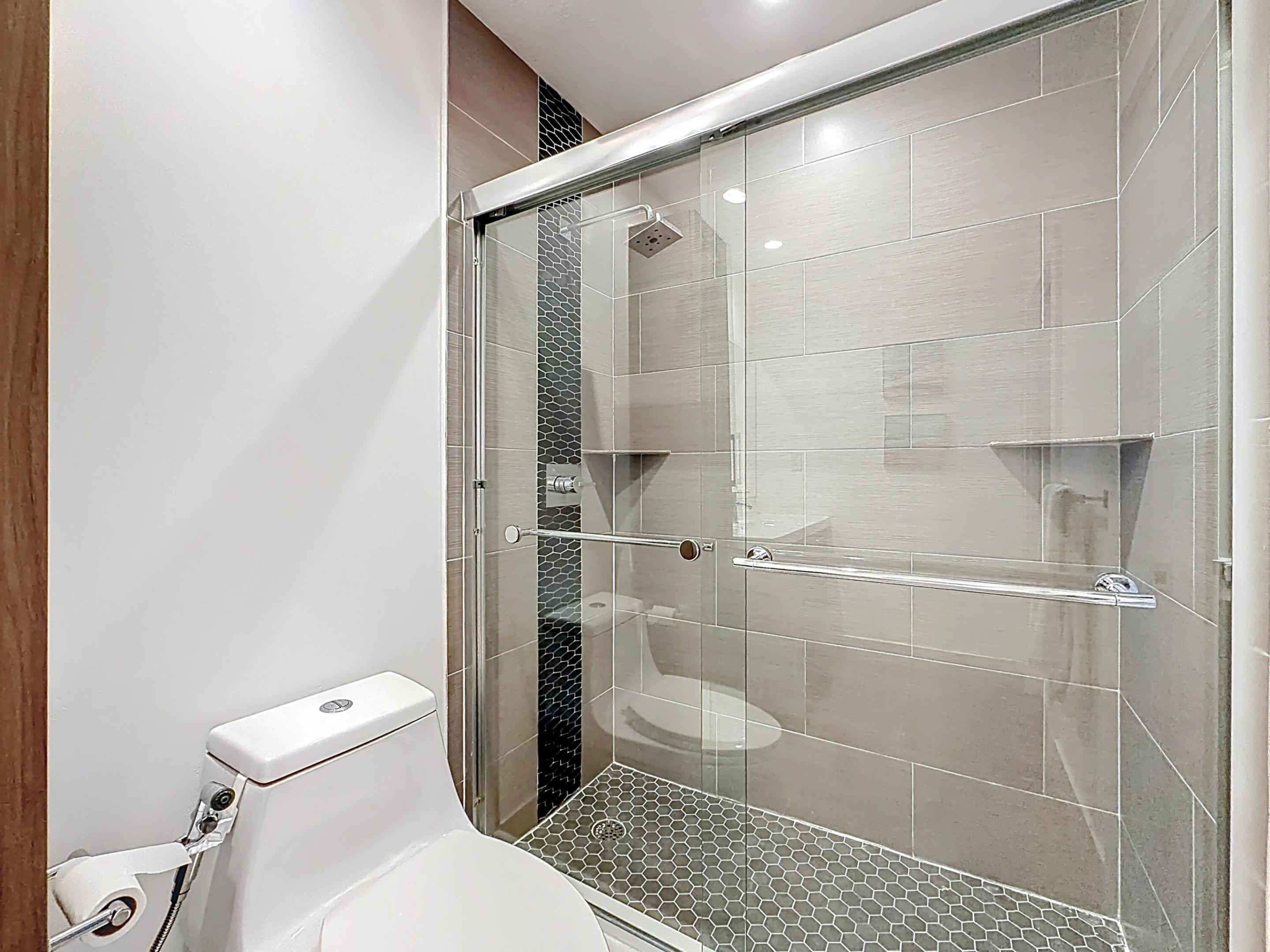 CORAL SPRINGS UNIVERSITY DRIVE - Residential