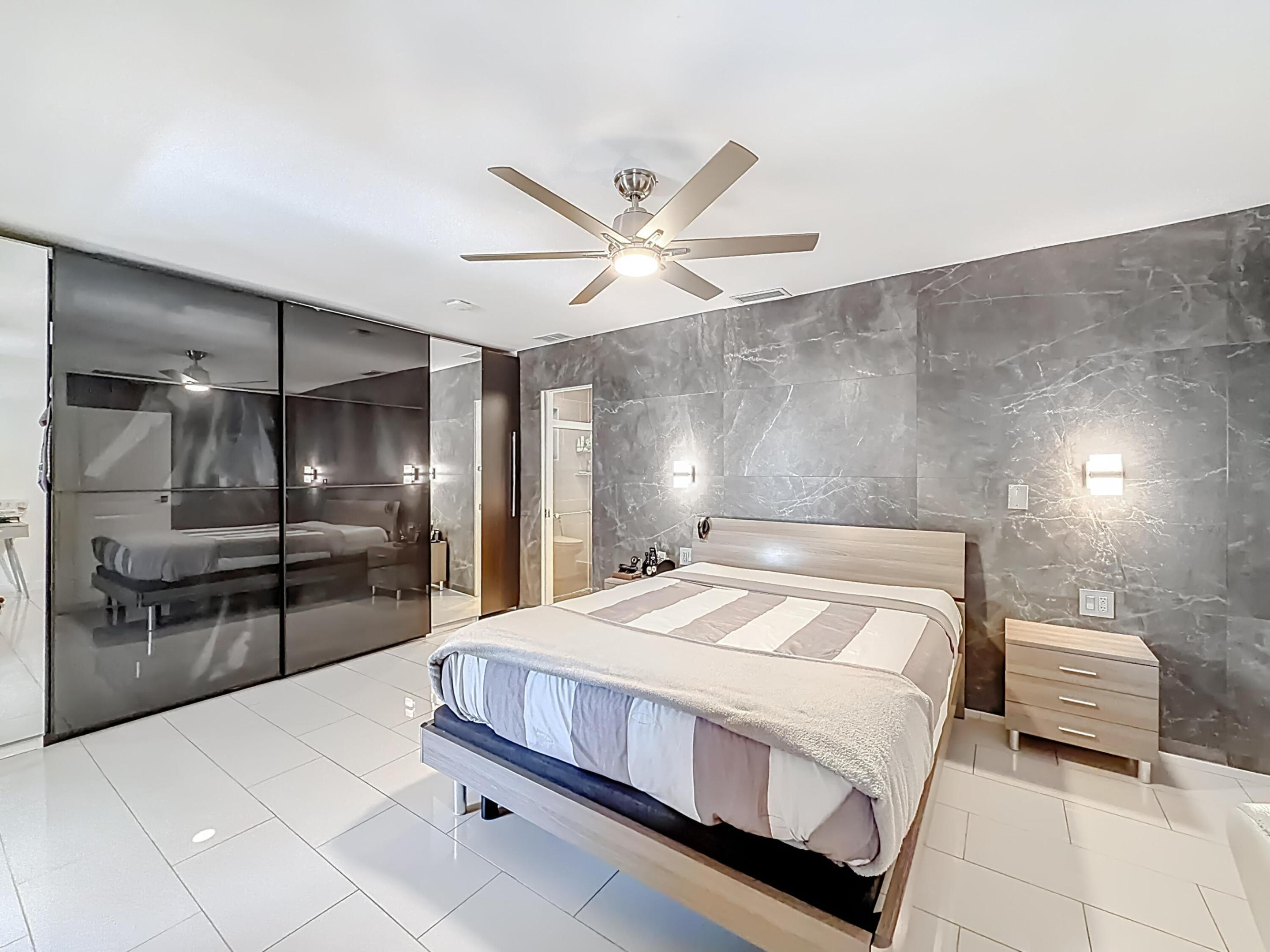 CORAL SPRINGS UNIVERSITY DRIVE - Residential