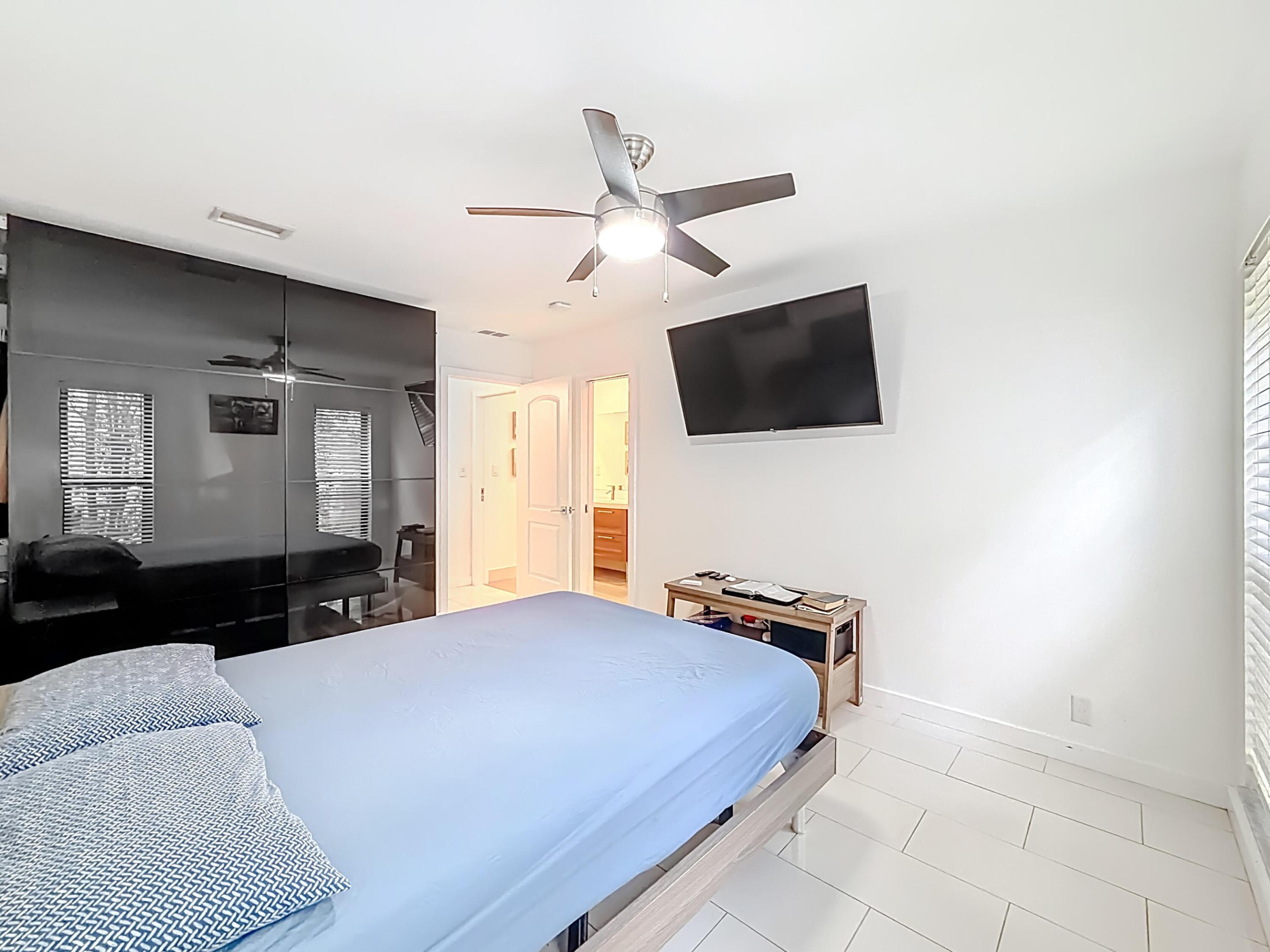 CORAL SPRINGS UNIVERSITY DRIVE - Residential